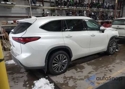 2020 Toyota Highlander Platinum from USA, damaged, VIN 5TDFZRBH3LS045720